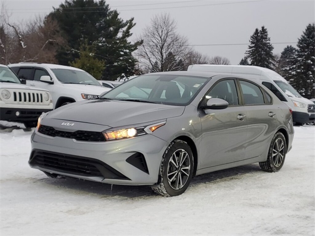 Used 2023 Kia Forte LXS Sedan