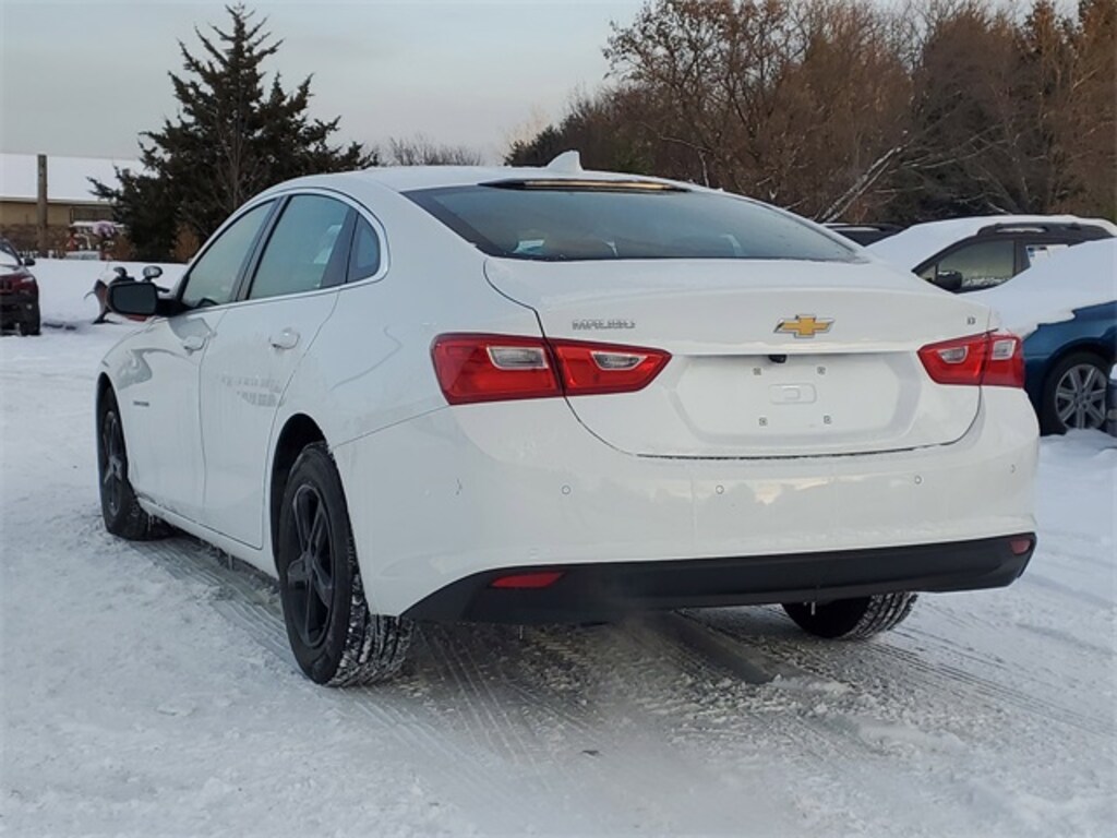 Used 2024 Chevrolet Malibu 1LT Sedan
