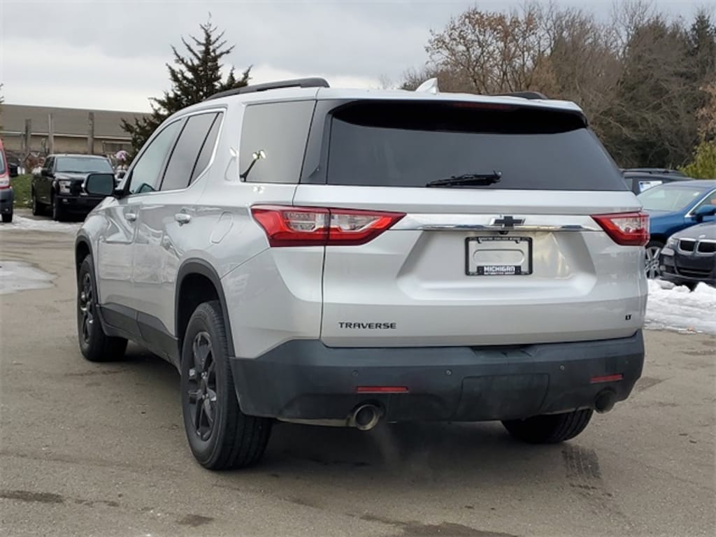 Used 2020 Chevrolet Traverse LT Cloth w/1LT SUV