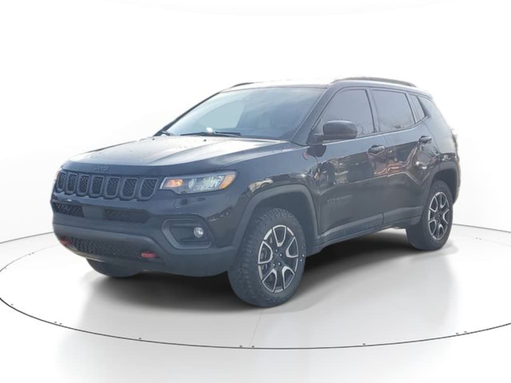 Used 2024 Jeep Compass Trailhawk SUV