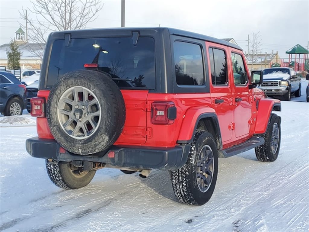 Used 2018 Jeep Wrangler Unlimited Sahara SUV