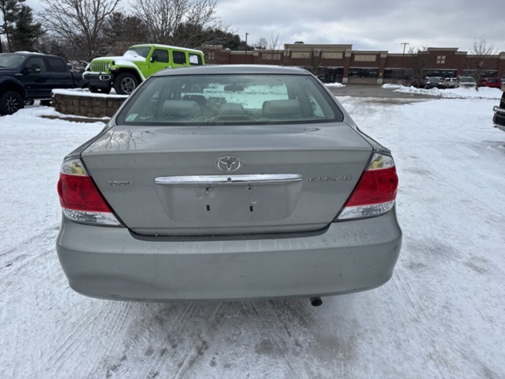 Used 2005 Toyota Camry Sedan