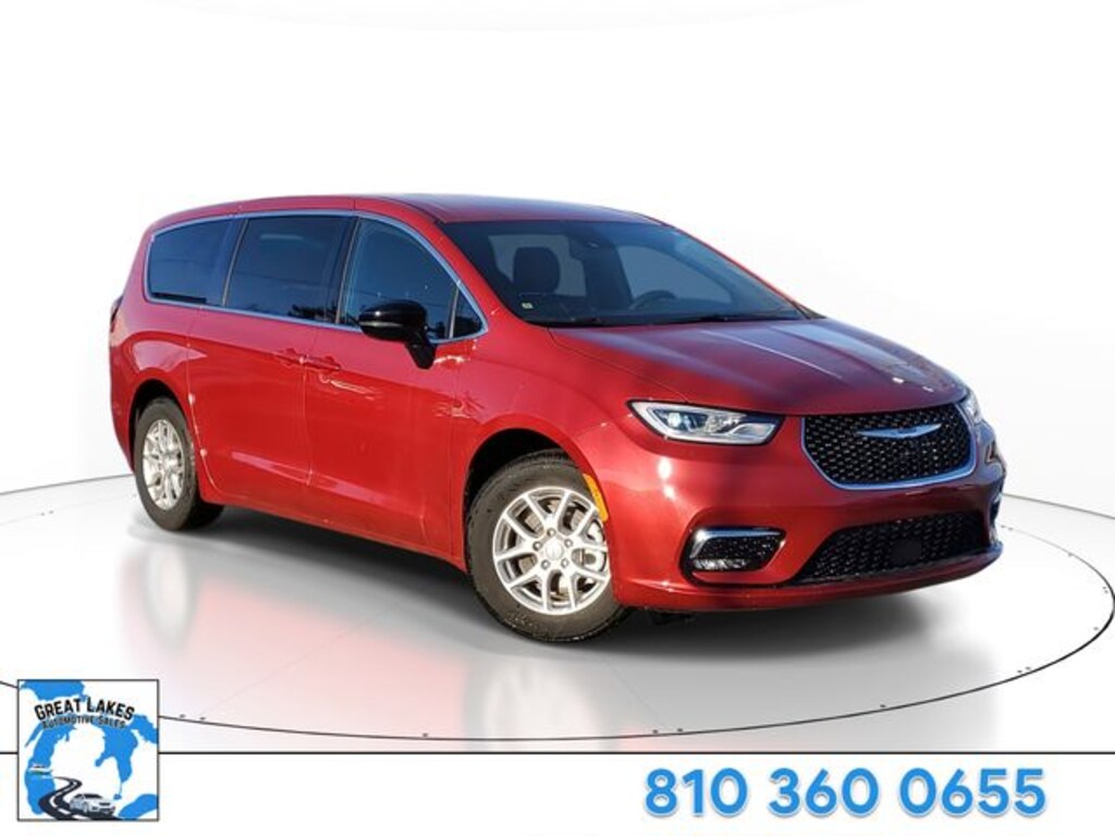 Used 2025 Chrysler Pacifica Select Van Passenger Van
