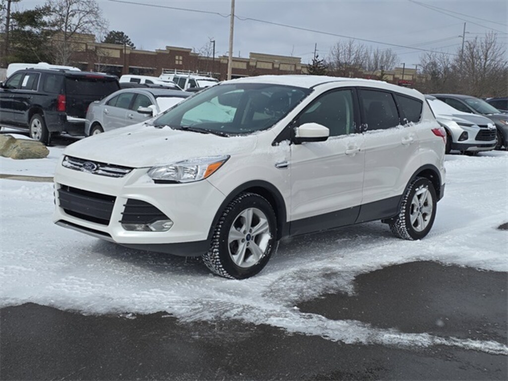 Used 2015 Ford Escape SE SUV