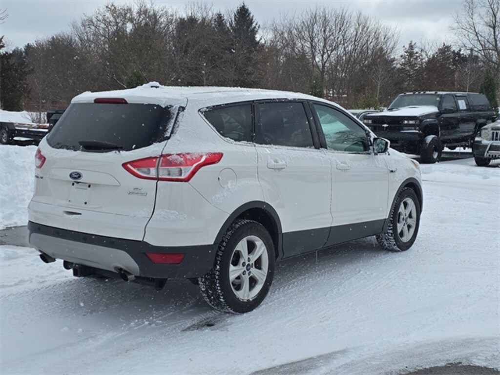Used 2015 Ford Escape SE SUV