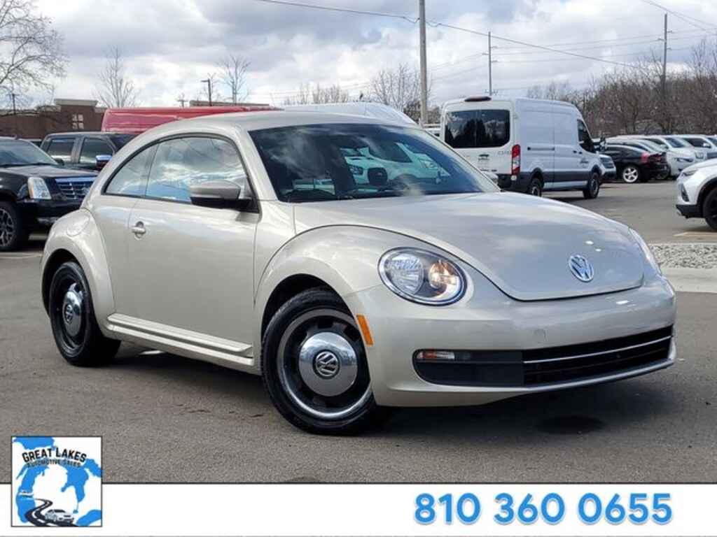 Used 2012 Volkswagen Beetle 2.5L Hatchback