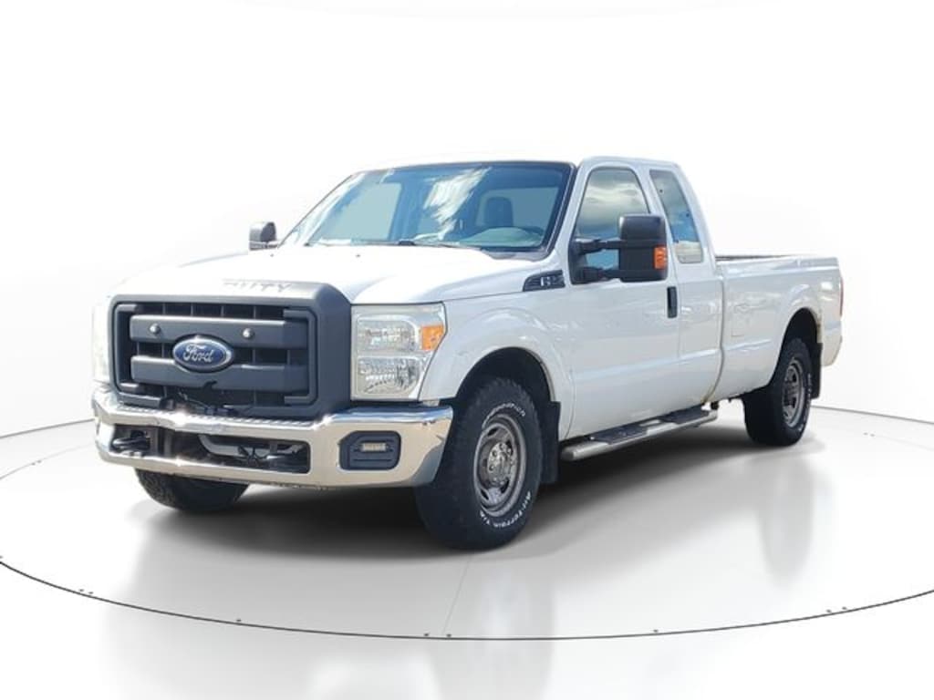 Used 2015 Ford F-250 XL Truck Super Cab