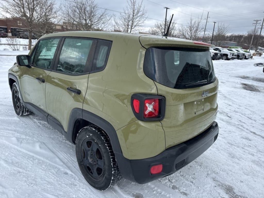 Used 2015 Jeep Renegade Sport FWD SUV