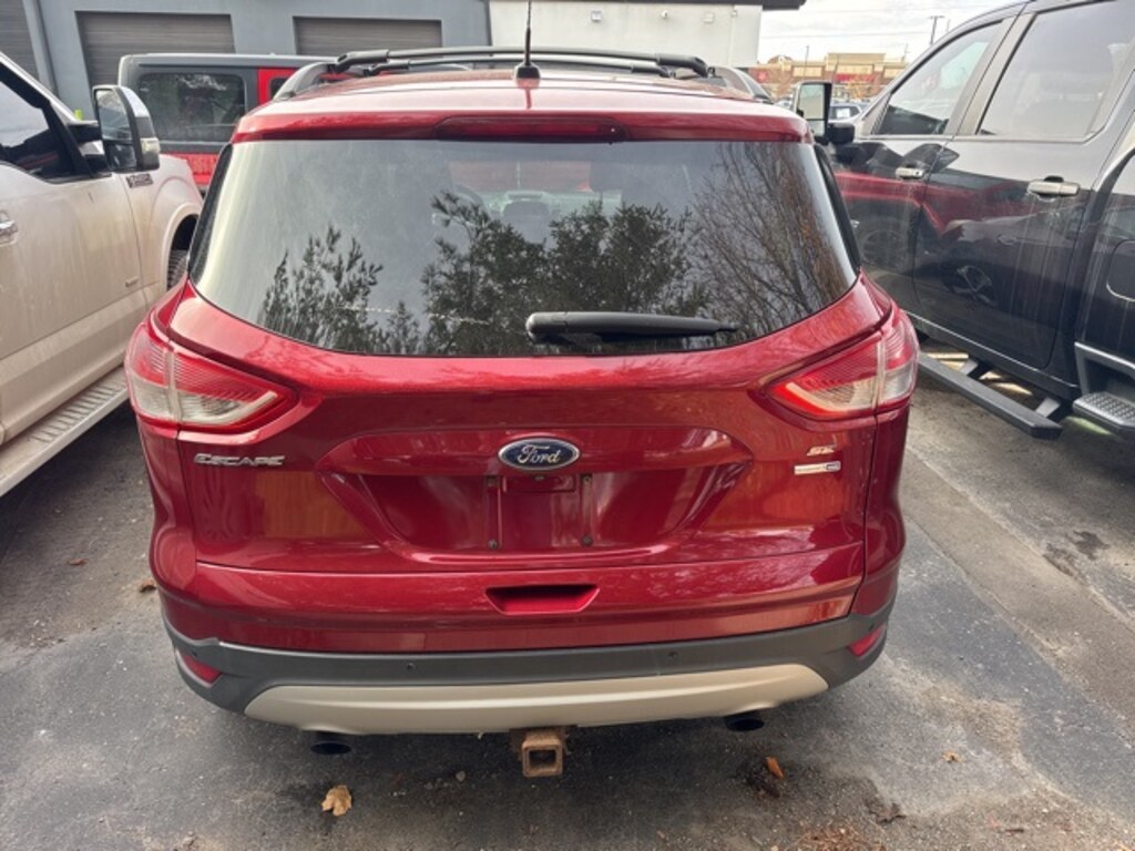 Used 2015 Ford Escape SE SUV