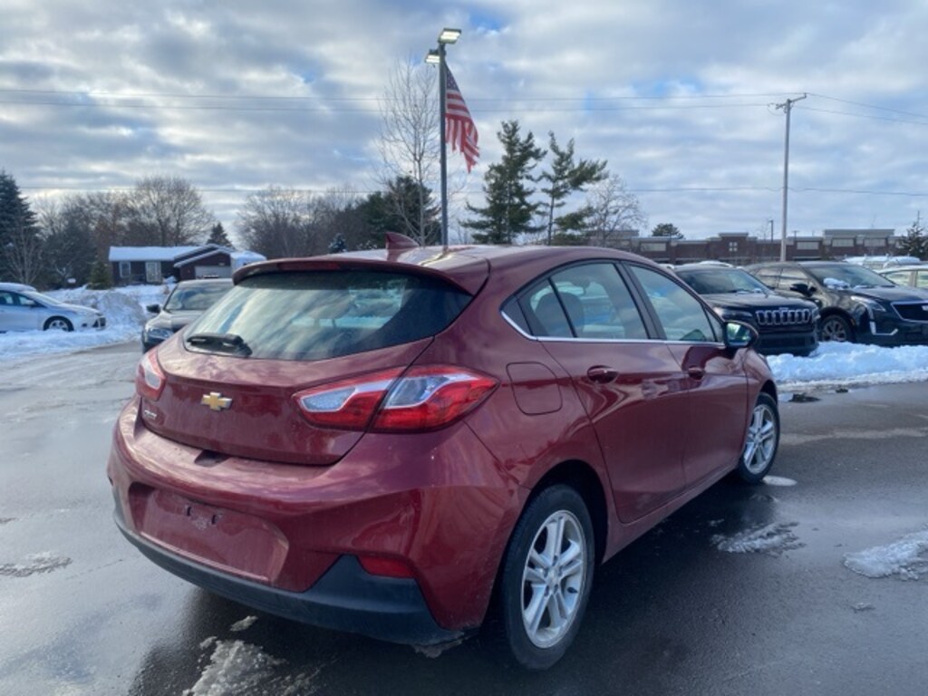 Used 2018 Chevrolet Cruze LT Auto Hatchback