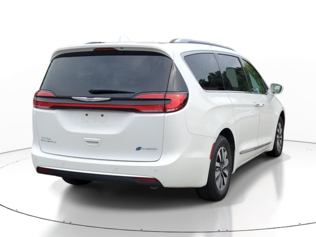 Used 2021 Chrysler Pacifica Hybrid Limited Van Passenger Van