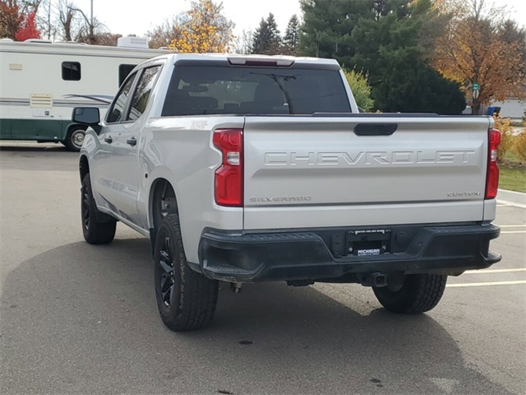 Used 2021 Chevrolet Silverado 1500 Custom Trail Boss Truck Crew Cab