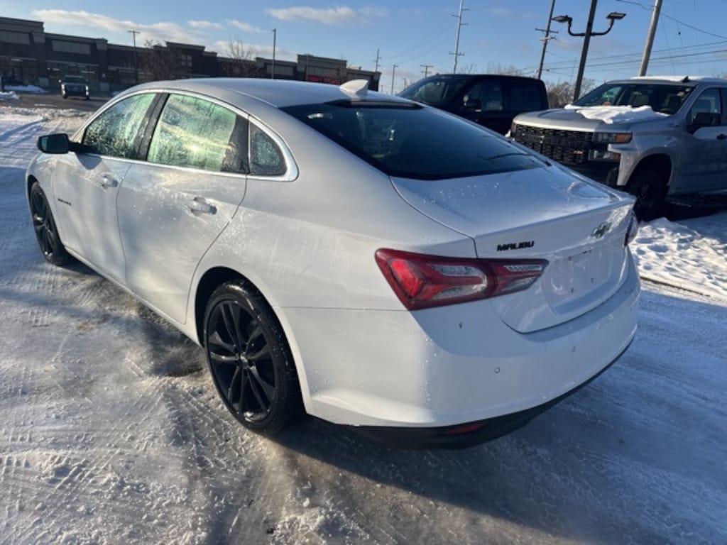 Used 2024 Chevrolet Malibu 1LT Sedan