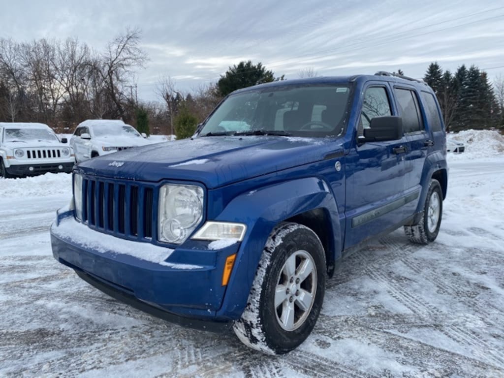 Used 2009 Jeep Liberty Sport SUV