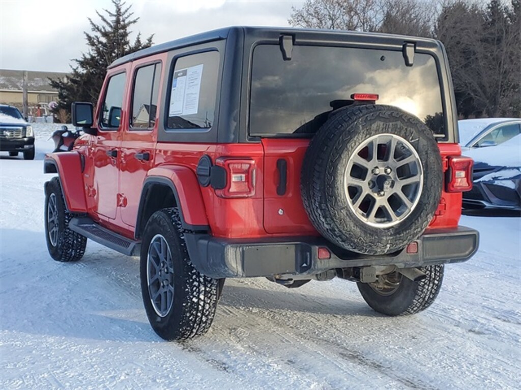 Used 2018 Jeep Wrangler Unlimited Sahara SUV