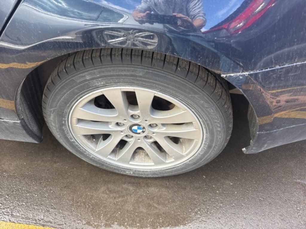 Used 2006 BMW 325i Sedan