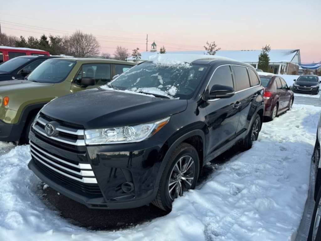 Used 2018 Toyota Highlander SUV