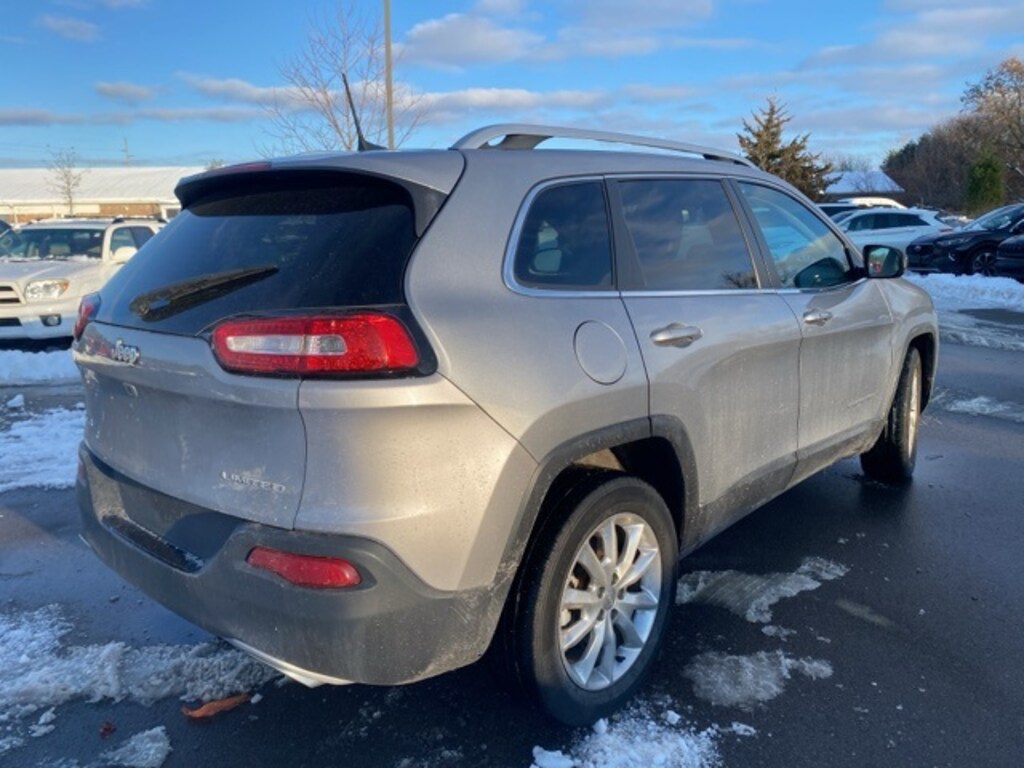 Used 2016 Jeep Cherokee Limited 4x4 SUV