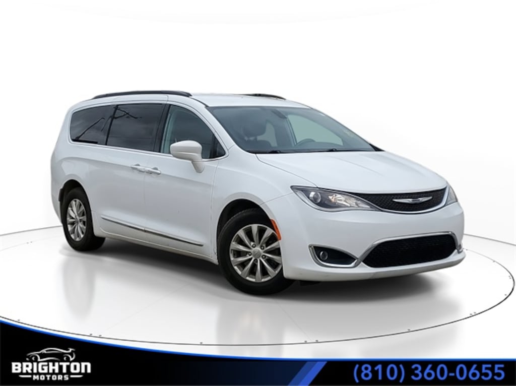Used 2017 Chrysler Pacifica Touring-L Van