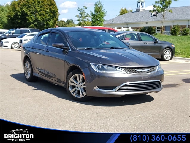 2016 Chrysler 200 Limited's photo