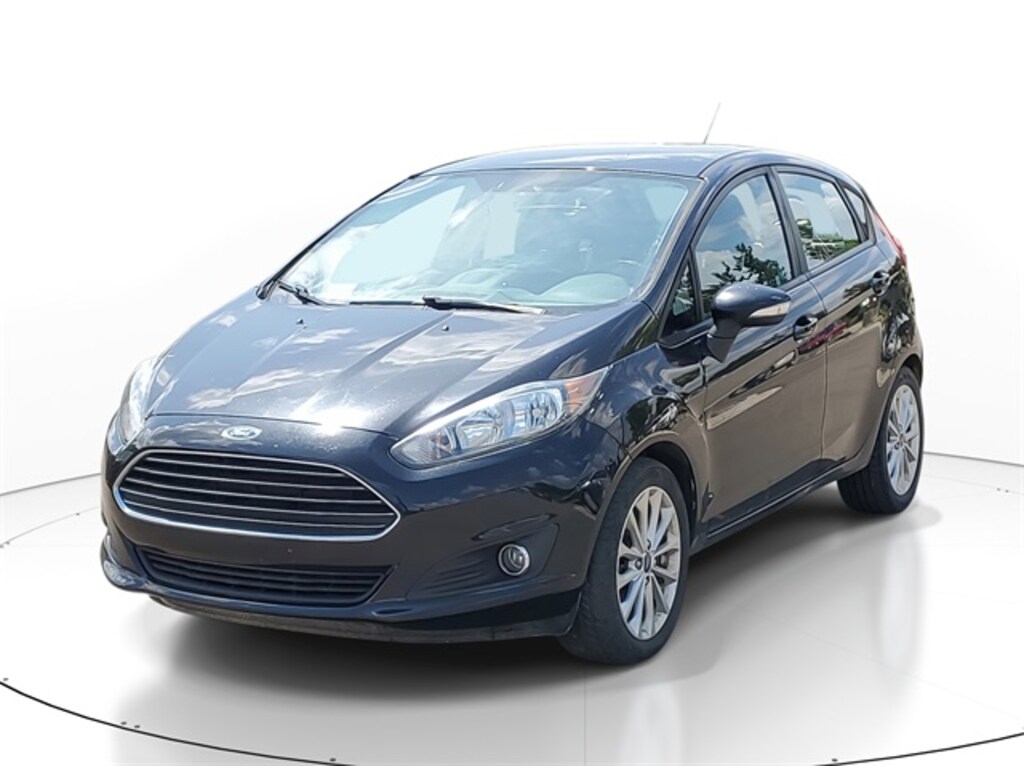 Used 2014 Ford Fiesta SE Hatchback