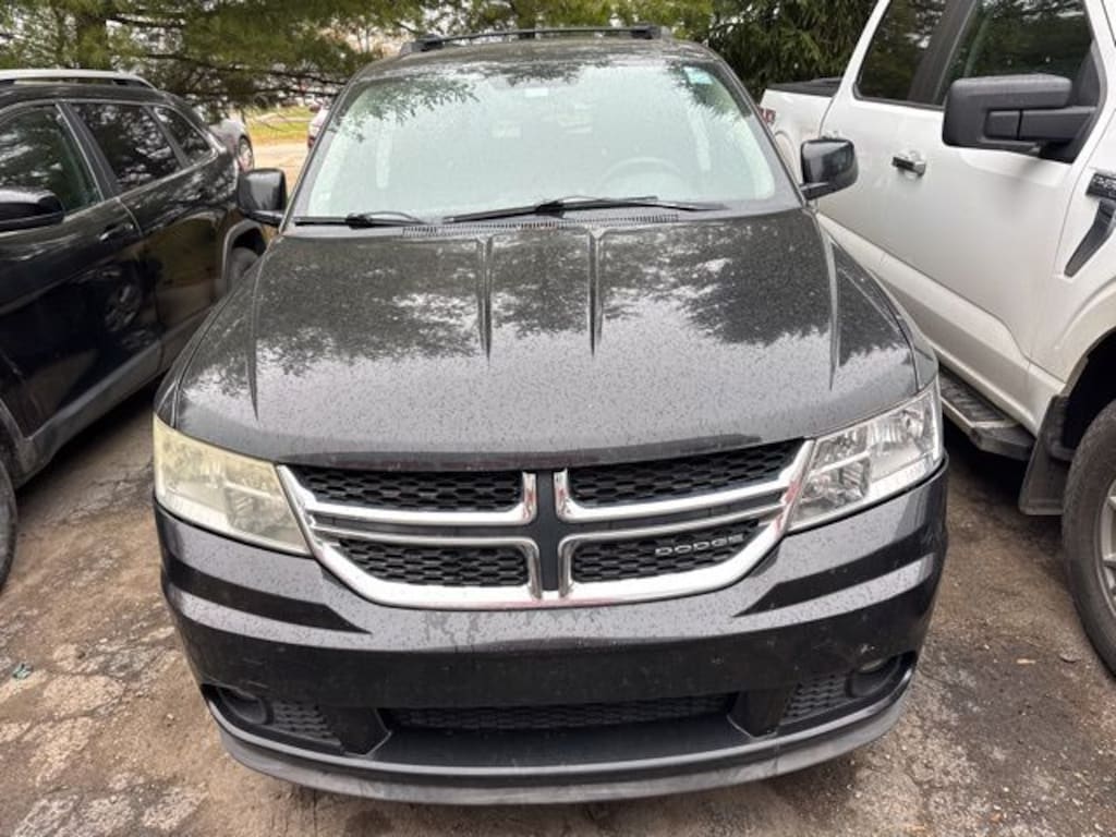 Used 2011 Dodge Journey Mainstreet SUV