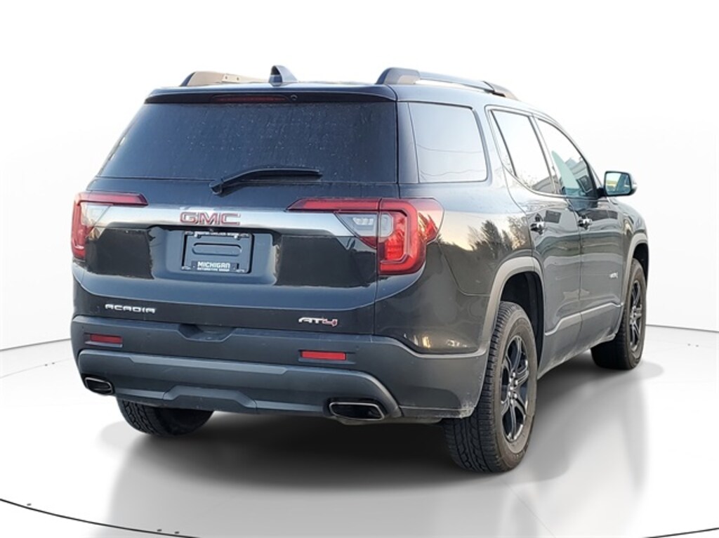 Used 2022 GMC Acadia AT4 SUV