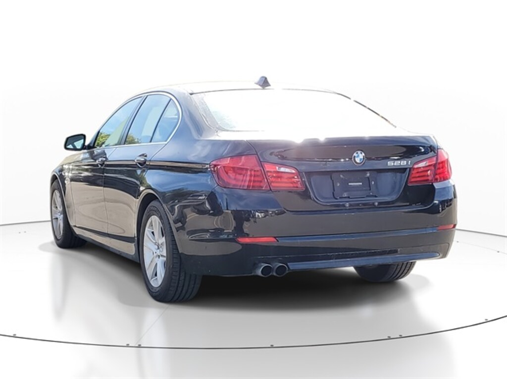 Used 2011 BMW 528i Sedan