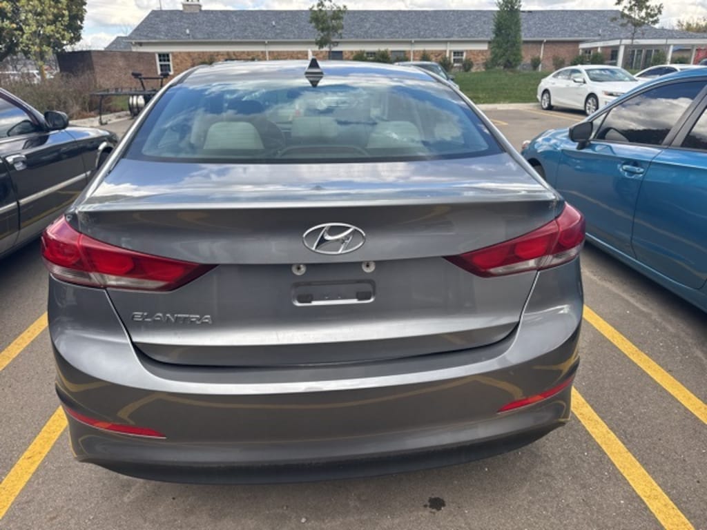Used 2018 Hyundai Elantra SEL Sedan