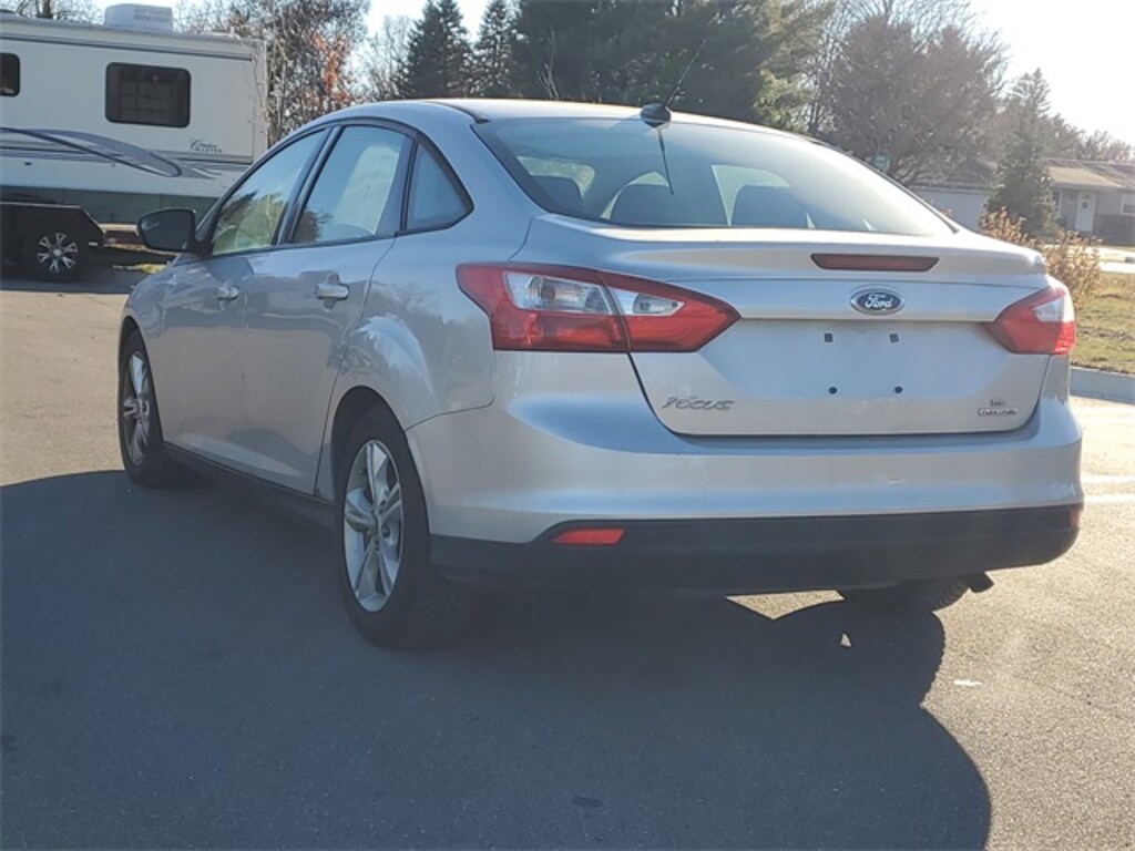 Used 2014 Ford Focus SE Sedan