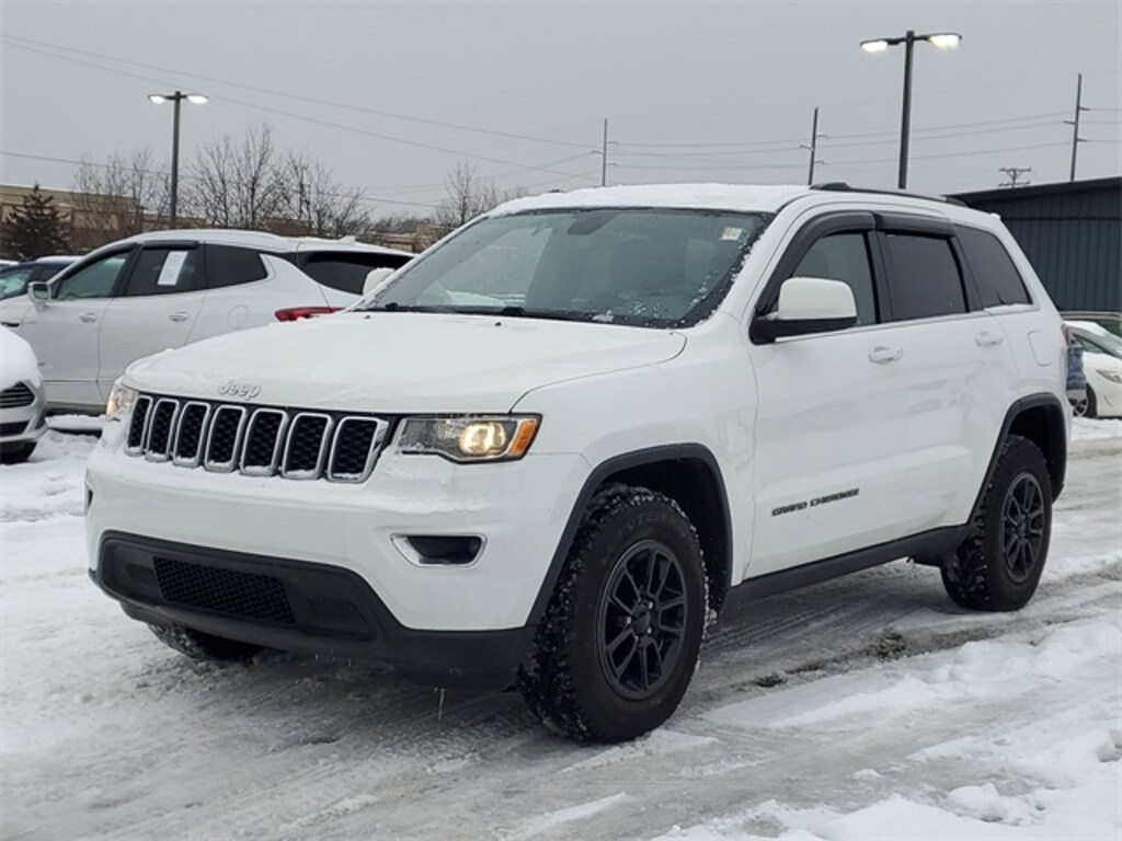 Used 2020 Jeep Grand Cherokee Laredo SUV