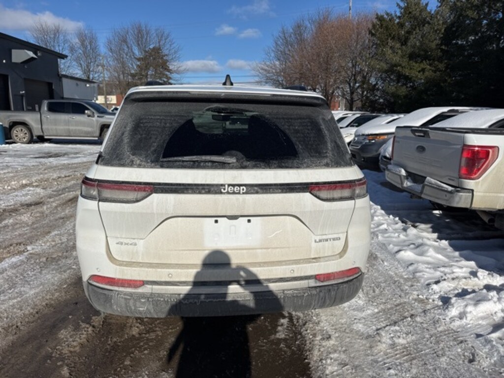 Used 2024 Jeep Grand Cherokee Limited SUV