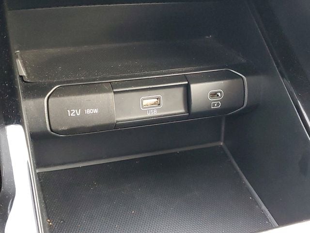 2023 Kia Telluride LX - Photo 24