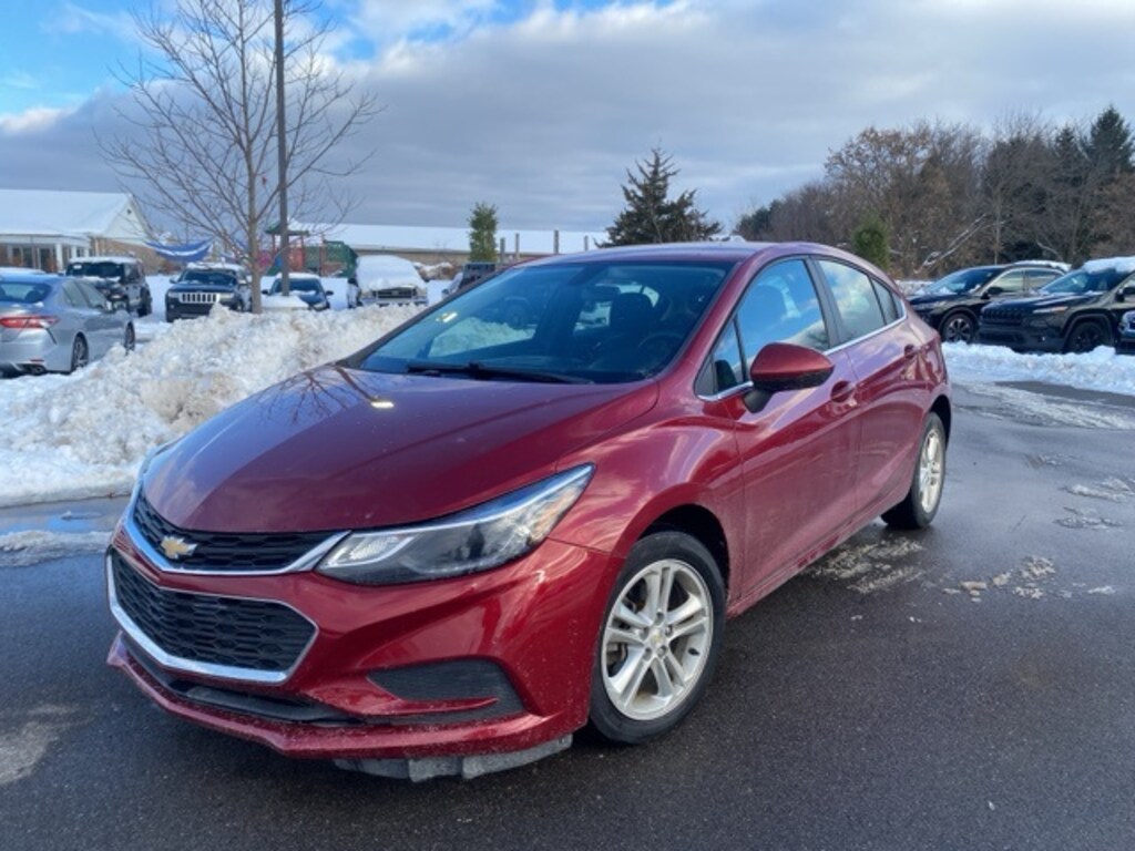 Used 2018 Chevrolet Cruze LT Auto Hatchback