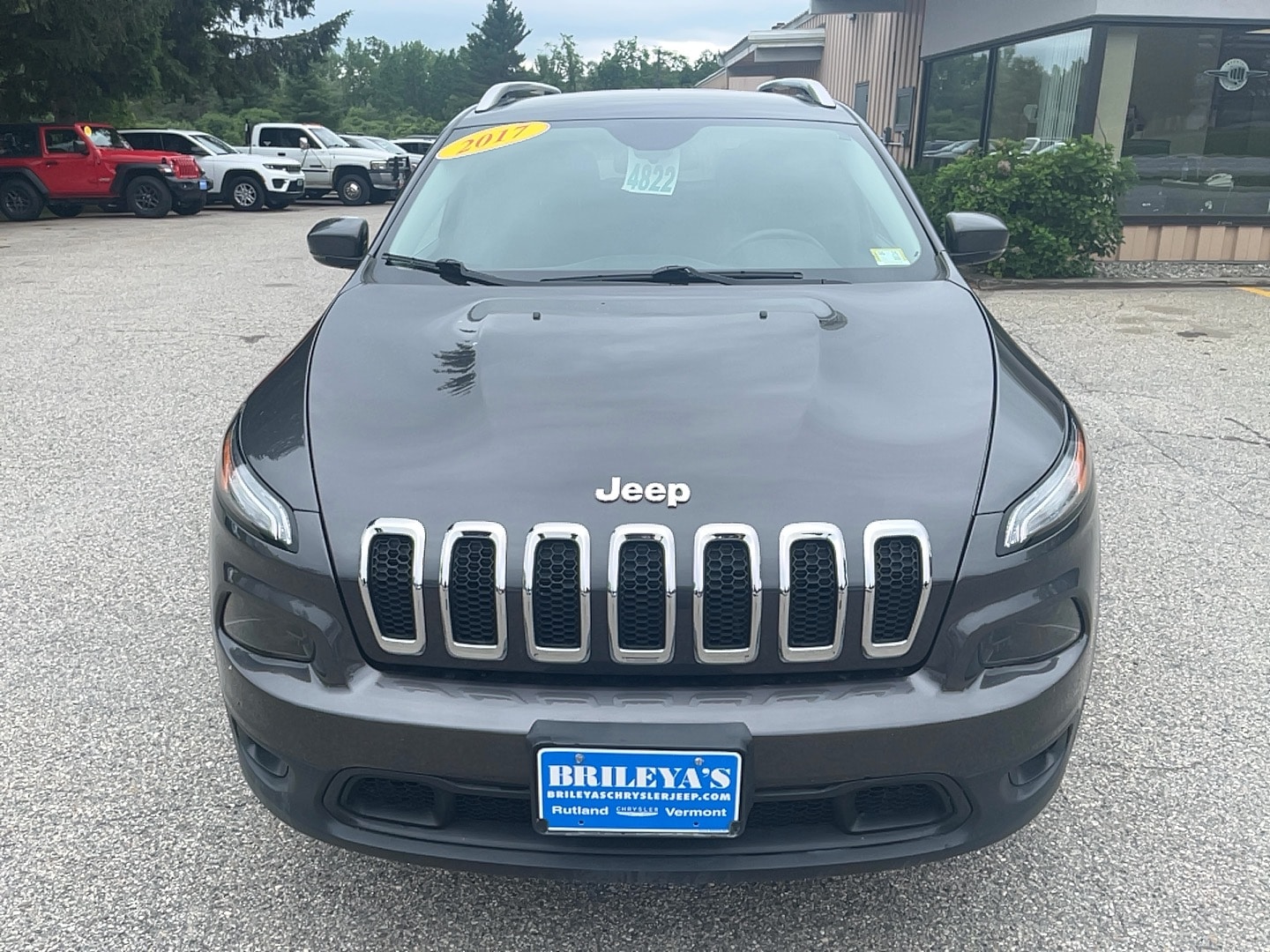 Certified 2017 Jeep Cherokee Latitude with VIN 1C4PJMCB5HW665727 for sale in Rutland, VT