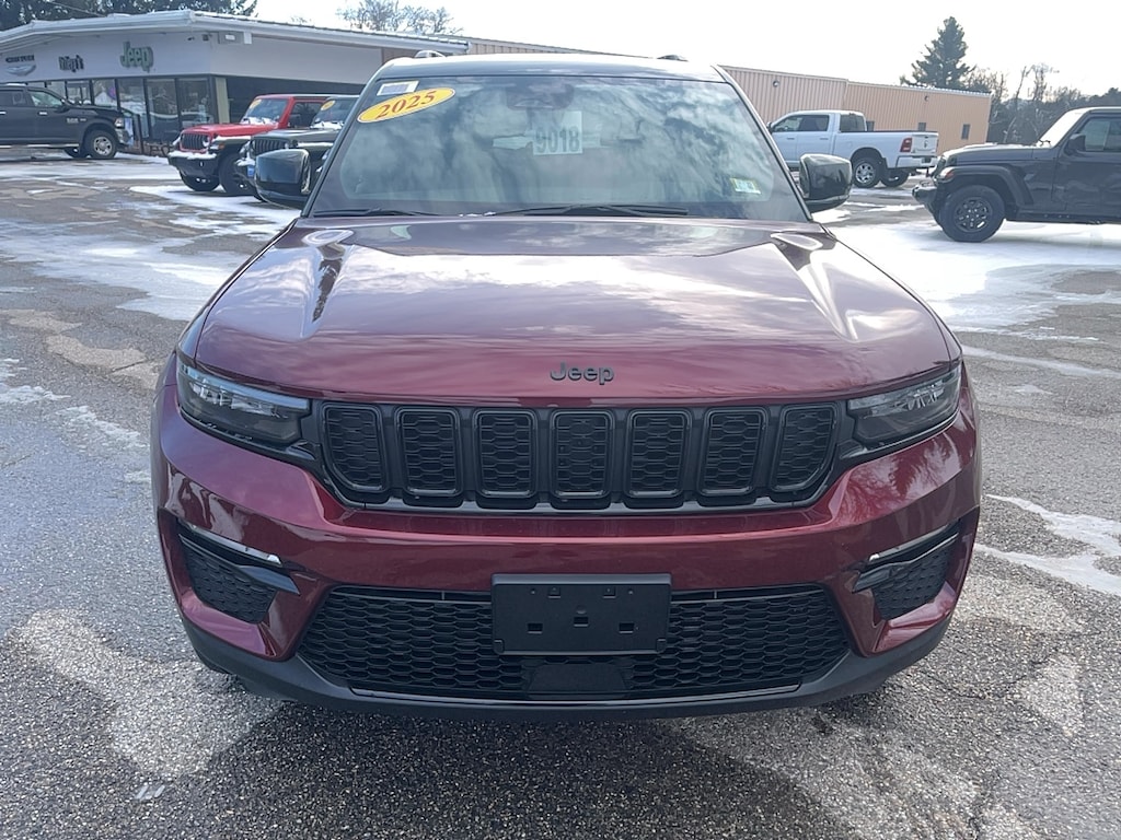 New 2025 Jeep Grand Cherokee LIMITED 4X4 Sport Utility