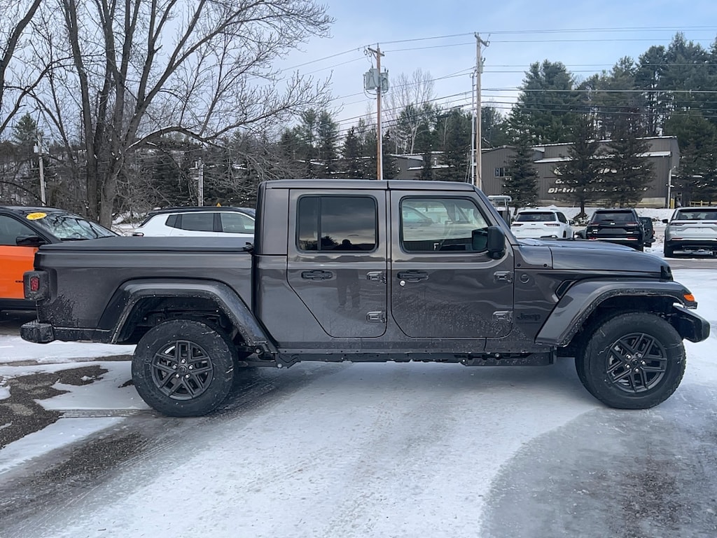 New 2026 Jeep Gladiator SPORT S 4X4 Pickup