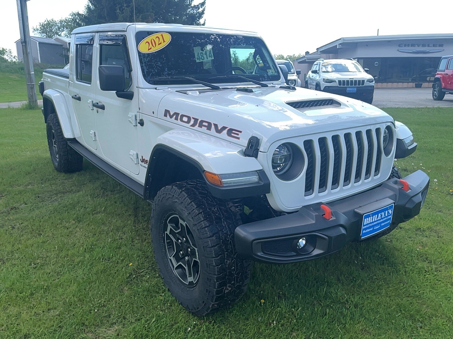 2021 Jeep Gladiator Mojave photo 2