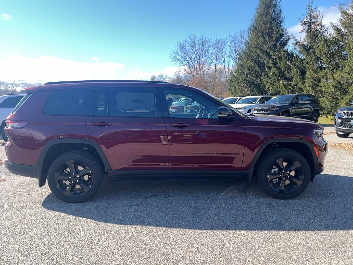 2025 Jeep Grand Cherokee Altitude X photo 4
