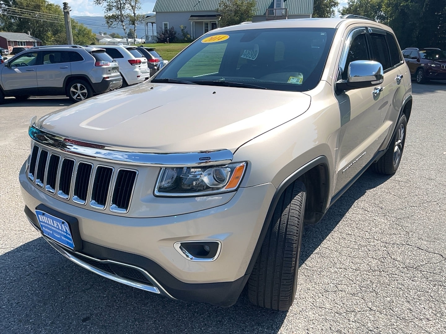 Used 2014 Jeep Grand Cherokee Limited with VIN 1C4RJFBG5EC588761 for sale in Rutland, VT