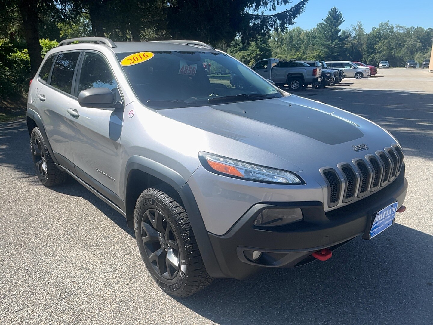 2016 Jeep Cherokee Trailhawk photo 3