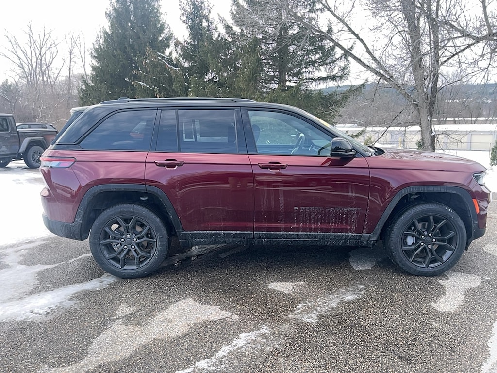 New 2025 Jeep Grand Cherokee LIMITED 4X4 Sport Utility