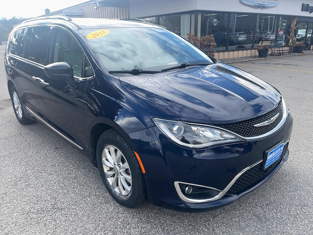 Used 2018 Chrysler Pacifica Touring L Van