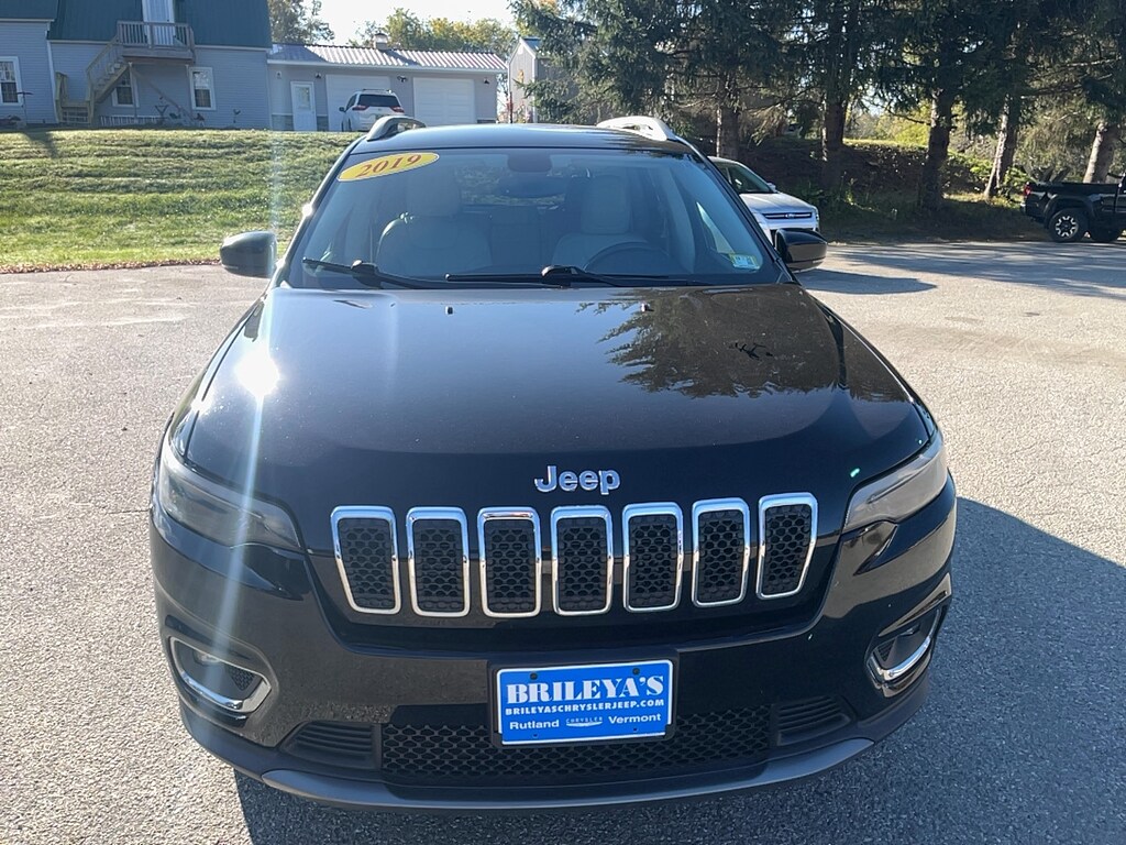 Used 2019 Jeep Cherokee Limited SUV