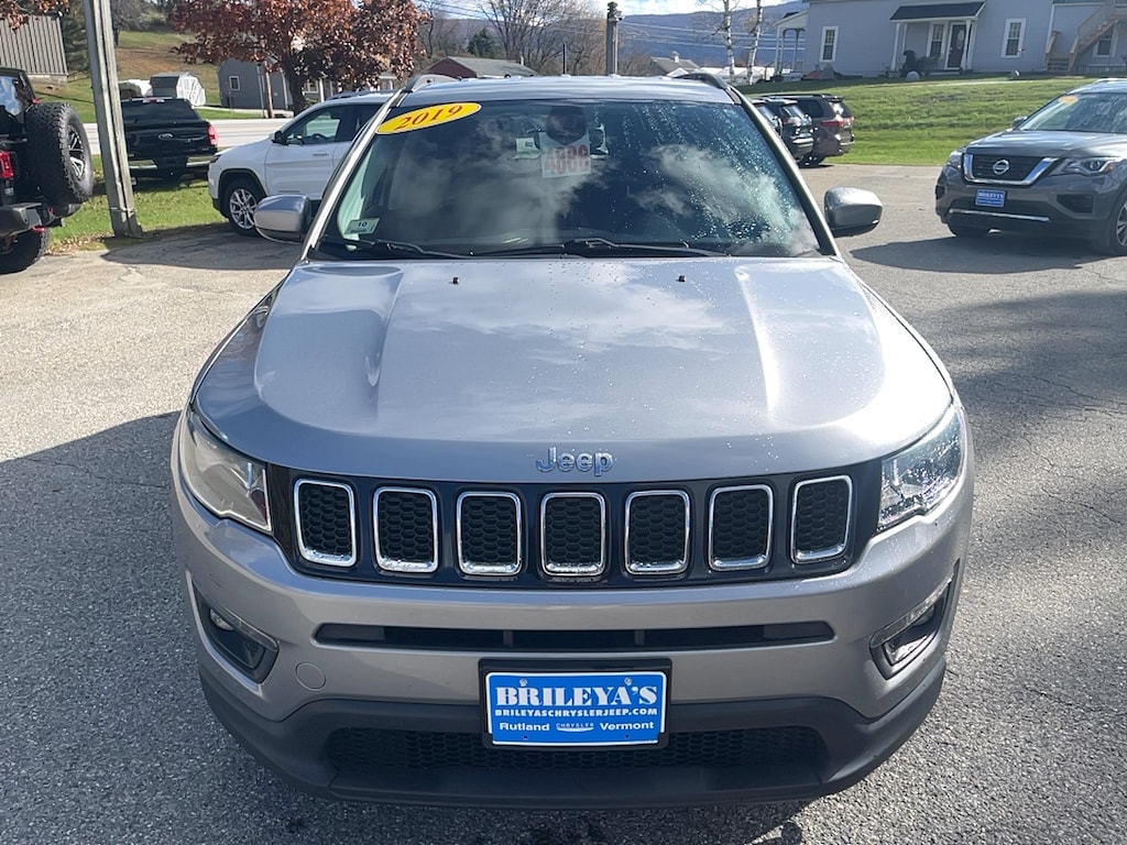 Used 2019 Jeep Compass Latitude SUV