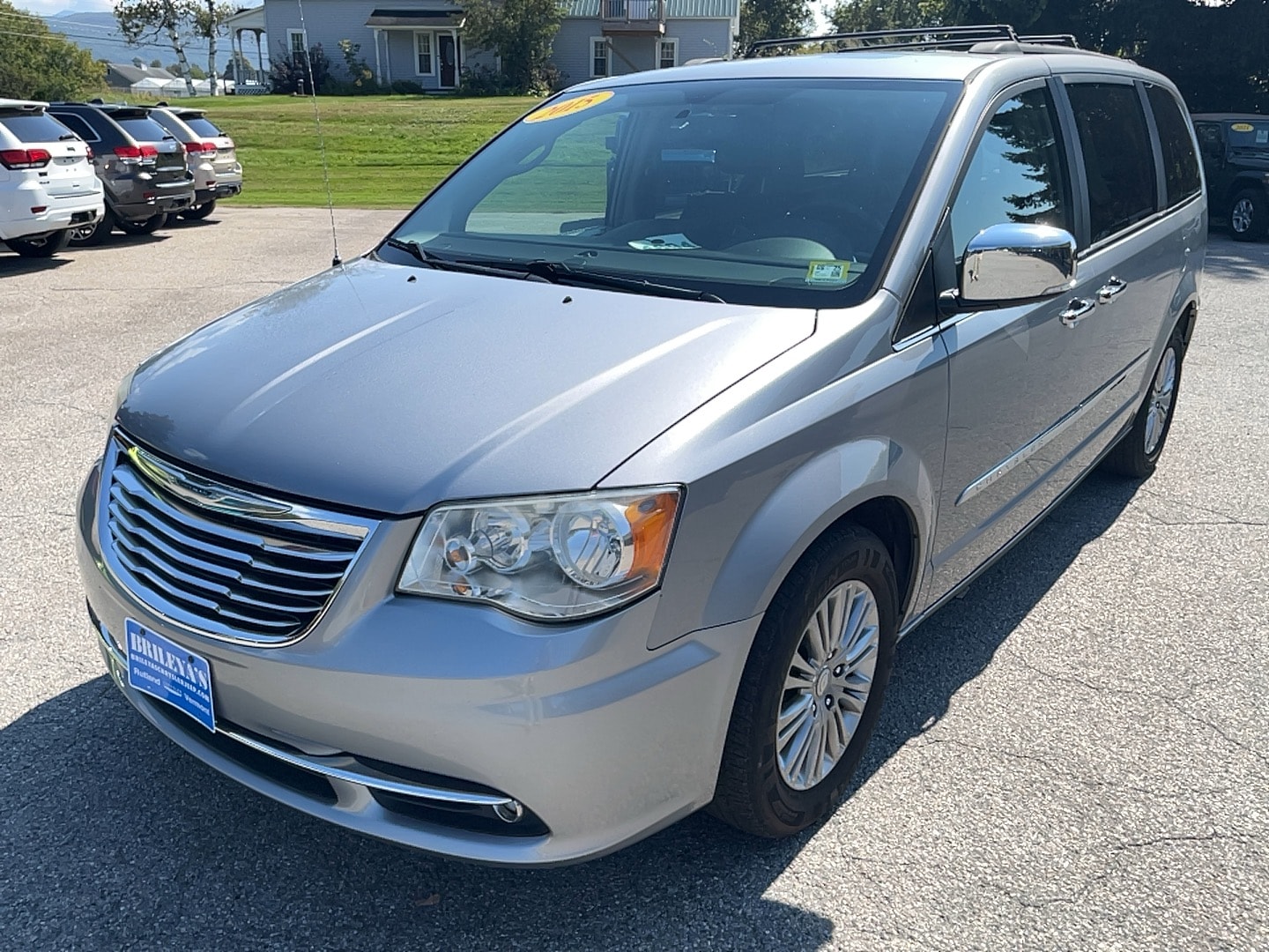 Used 2015 Chrysler Town & Country Touring-L with VIN 2C4RC1CG1FR509994 for sale in Rutland, VT