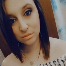 Staff member Scarlet Tracy from ID_50cf7fb49e07