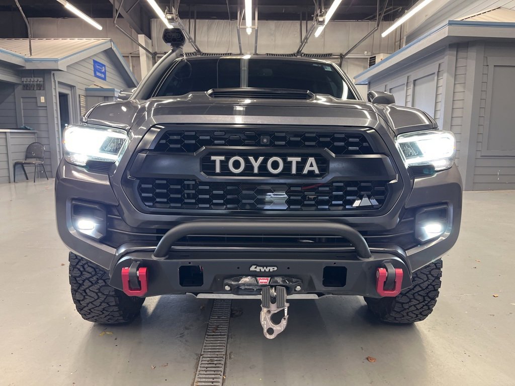2020 Toyota Tacoma TRD Pro V6 photo 2