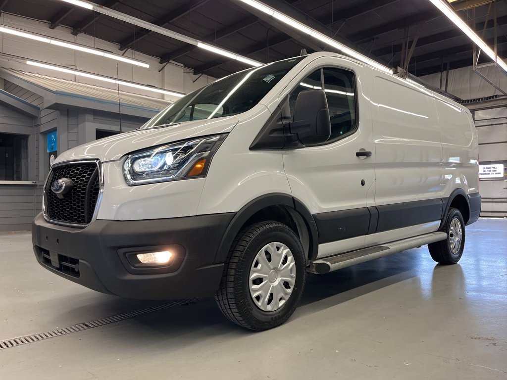 2023 Ford Transit photo 3