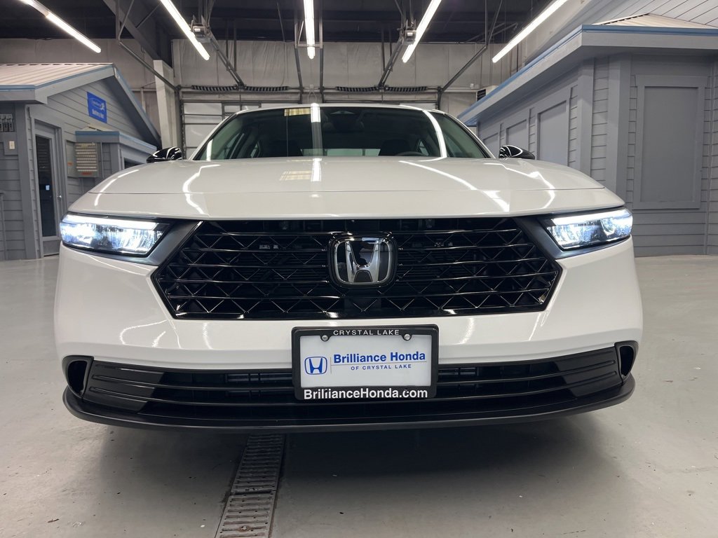 2025 Honda Accord SE photo 2